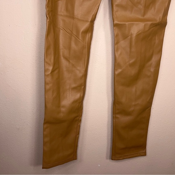 New Medium Fitted Forever 21 Tan Brown Faux Leather Pants Stretch Vegan NWT - Picture 10 of 15